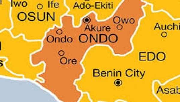 Angry youths raze police station in Ondo